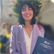 Cerchi un insegnante serio e competente? Contattami per discutere delle tue esigenze e creare un programma su misura per te!